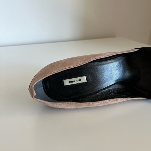 Miu Miu Two-Tone Colourblock Ombré Suede Sculpted Patent Leather Pumps - Picture 8 of 15